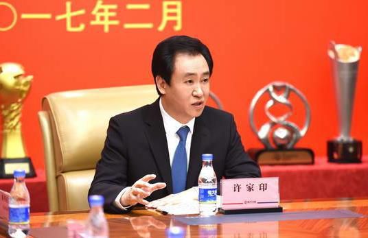 林智妍和老板李政宰演情侣 2025-02-11 林智妍继《玉氏夫人传》后官宣新作《讨厌的爱情》（얄미운 사랑），将与经纪公司老板李政宰共同主演这部浪漫爱情喜剧。